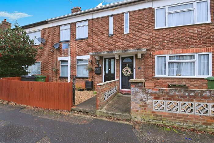2 Bedroom Terraced House For Sale In Willesden Avenue, Peterborough, PE4