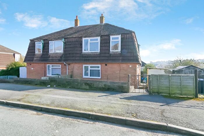 3 Bedroom Semi-Detached House For Sale In Shelley Crescent, Barry, CF62