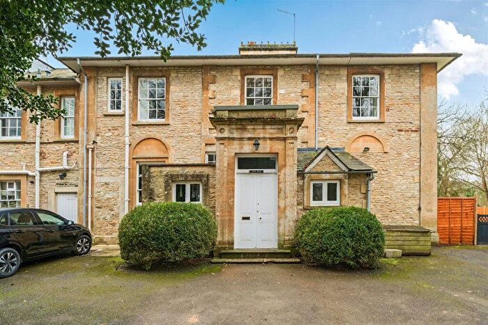 4 Bedroom House To Rent In Church Street, Shipton-Under-Wychwood, Chipping Norton, OX7