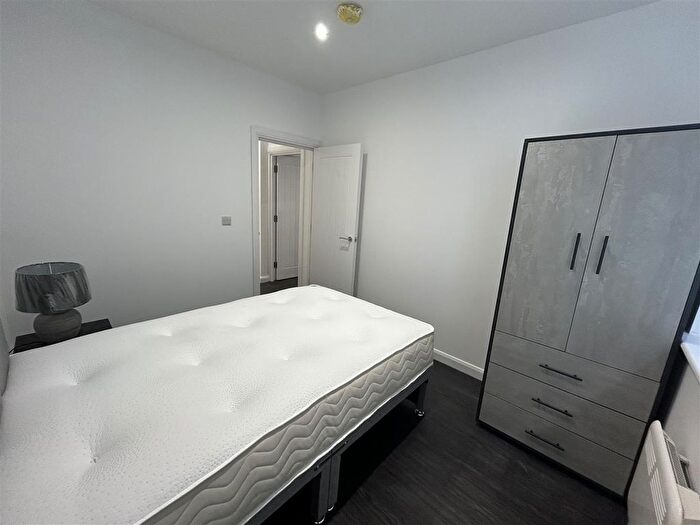1 Bedroom Flat To Rent In Spectrum House, East Parade, Bradford, BD1