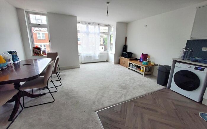 2 Bedroom Apartment To Rent In Salisbury Road, Harrow, HA1