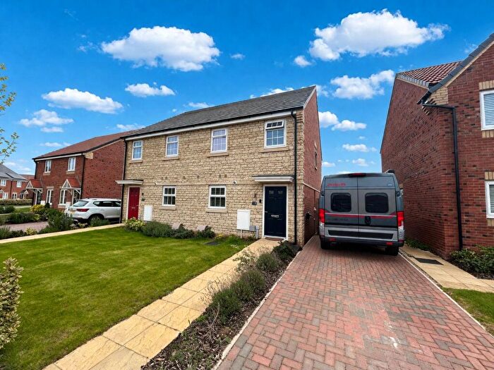 3 Bedroom Semi Detached House For Sale In Orchard Way, Corby Glen, Grantham, Lincolnshire, NG33