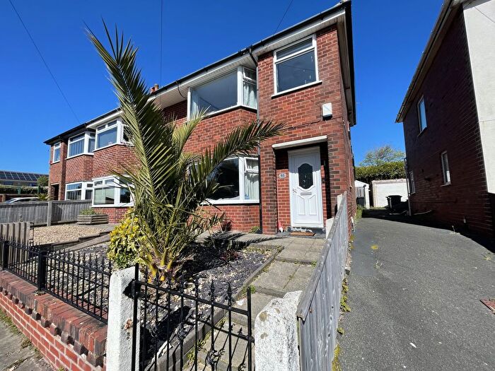 3 Bedroom Terraced House For Sale In Milford Avenue, Blackpool, FY2