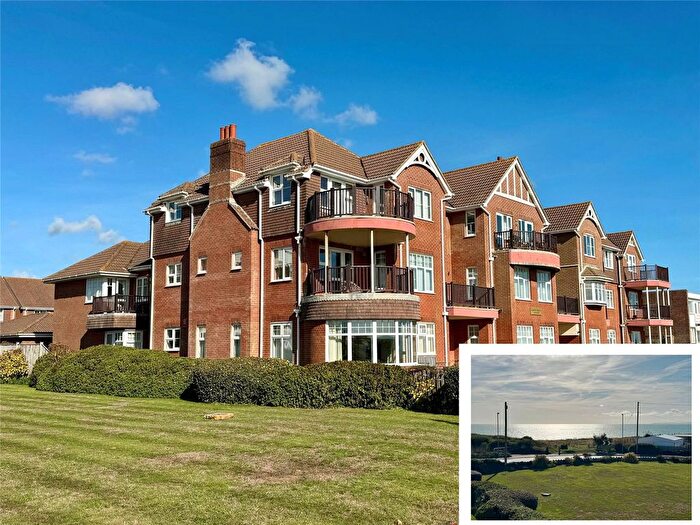 2 Bedroom Flat For Sale In Barton House, Marine Drive, Barton On Sea, BH25