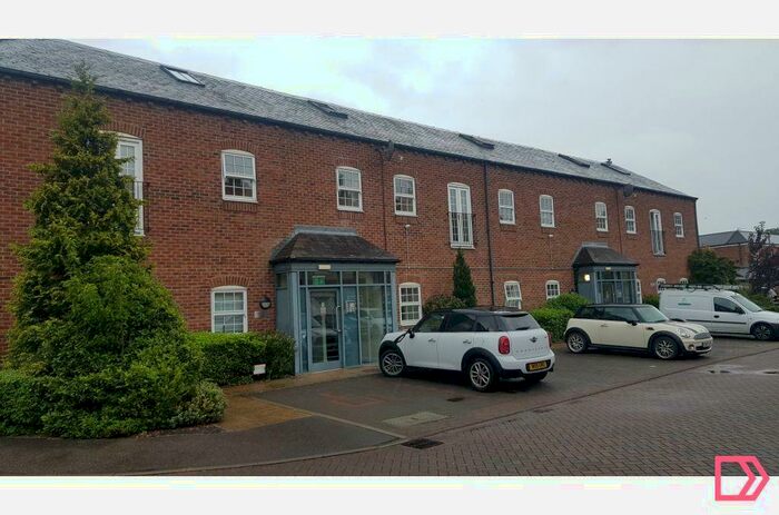 3 Bedroom Flat To Rent In Flemingate House, Flemingate Court, Beverley, North Humberside, HU17