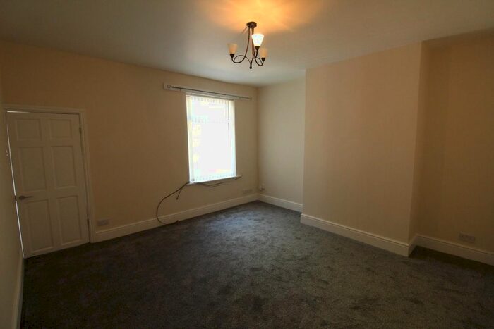 3 Bedroom Property To Rent In Smawthorne Avenue, Castleford, WF10