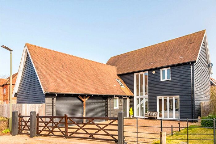 4 Bedroom Detached House For Sale In Malthouse Lane, Horley, Surrey, RH6