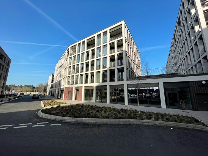 1 Bedroom Flat To Rent In Devonshire Avenue, GU21