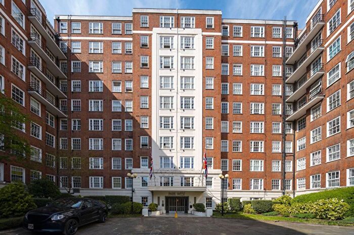 1 Bedroom Flat For Sale In Park West, Hyde Park Estate, London, W2