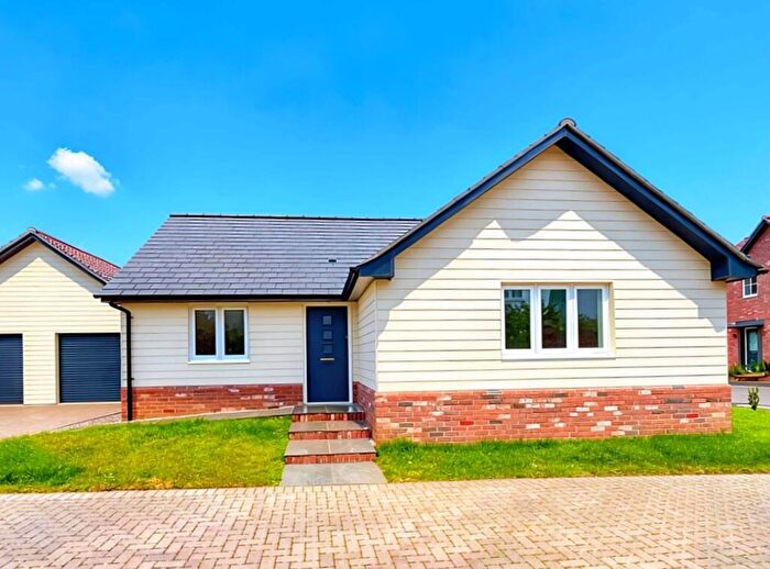 3 Bedroom Detached Bungalow To Rent In Exeter Road, Ipswich, IP6