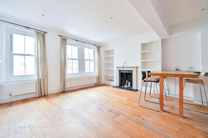 3 Bedroom Flat For Sale In Brook Drive, London, , Kennington, London, SE11