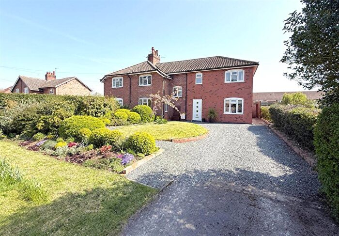 4 Bedroom Semi-Detached House For Sale In Belvoir Road, Bottesford, NG13
