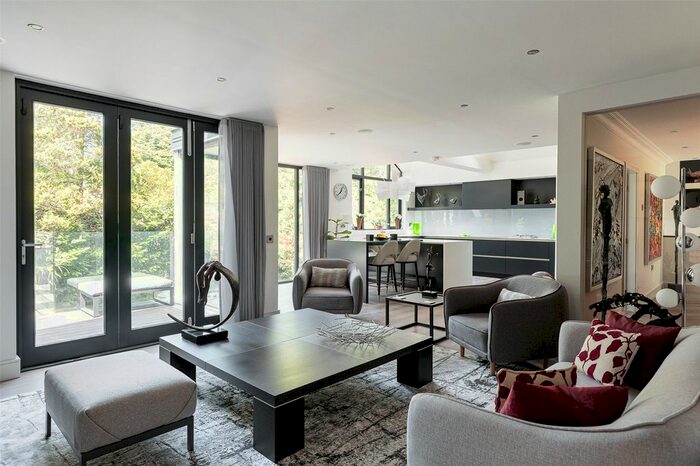 4 Bedroom Detached House To Rent In Beechfield Road, Alderley Edge, Cheshire, SK9