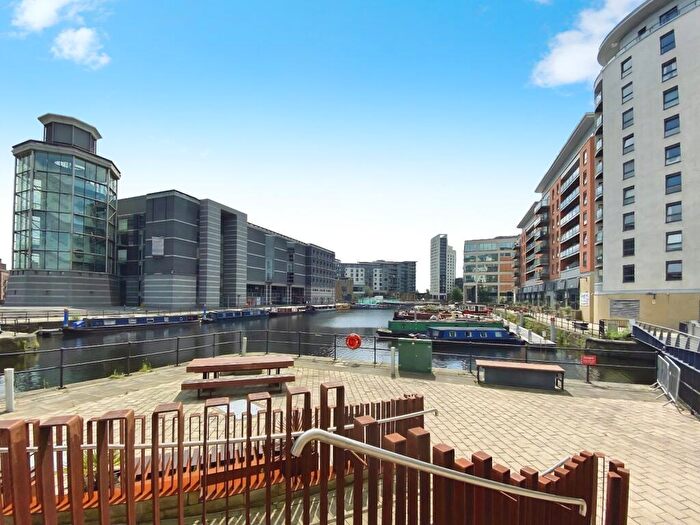 1 Bedroom Flat To Rent In Magellan House, Armouries Way, Leeds, West Yorkshire, LS10