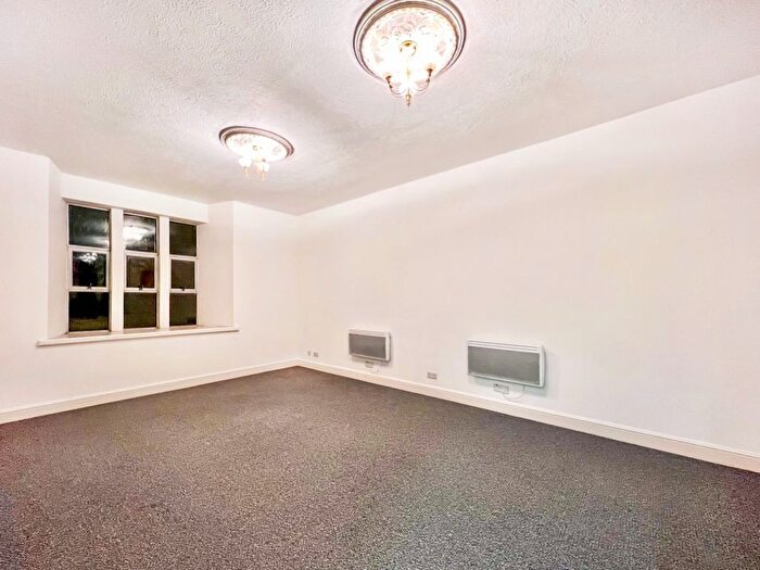 2 Bedroom Flat To Rent In All Saints Church, Galley Hill Road, Swanscombe, Kent, DA10