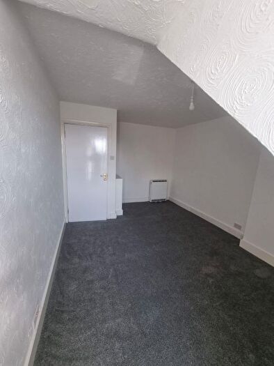 1 Bedroom Flat To Rent In Bedroom Flat, Wellesley Road, Clacton On Sea, CO15
