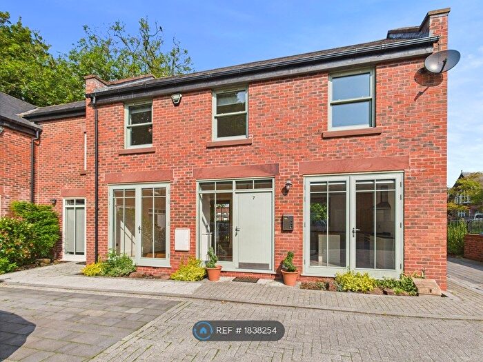 3 Bedroom End Of Terrace House To Rent In Smithy Mews, Liverpool, L25