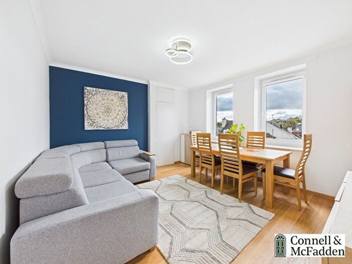 2 Bedroom Flat To Rent In Portobello Road, Willowbrae, Edinburgh, EH8