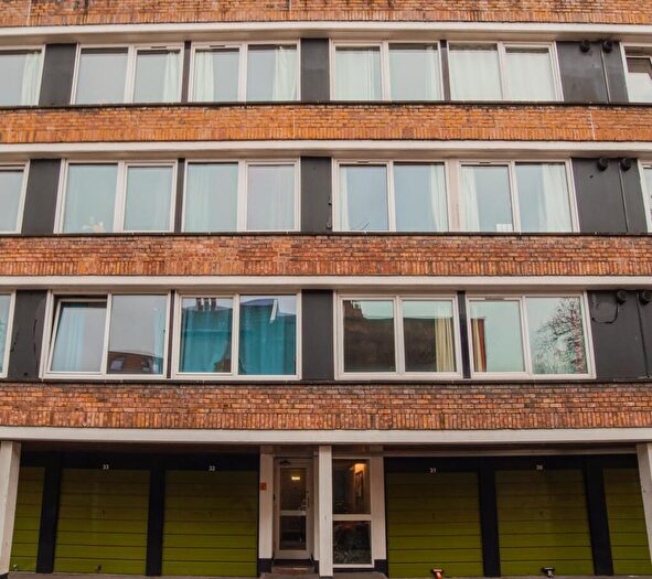 3 Bedroom Flat To Rent In High Kingsdown, Kingsdown, Bristol, BS2