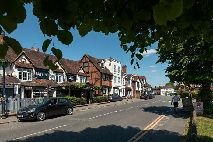 1 Bedroom Apartment To Rent In Wycombe Lane, HP10