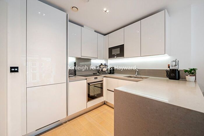 1 Bedroom Flat To Rent In Dickens Yard, Longfield Avenue, London, W5
