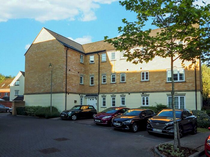 2 Bedroom Apartment To Rent In Harvest Grove, Witney, Oxfordshire, OX28