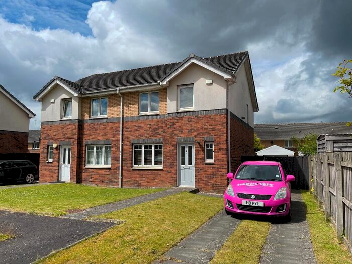 3 Bedroom Semi-Detached House To Rent In Duthill Street, Drumoyne, Glasgow, G51