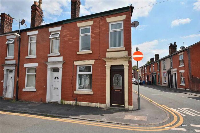2 Bedroom End Of Terrace House To Rent In Gillibrand Walks, Chorley, PR7