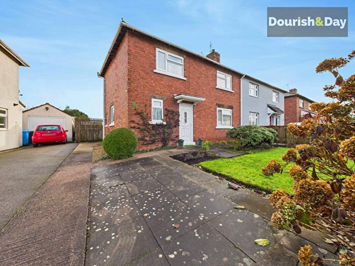 3 Bedroom Semi Detached House For Sale In Wolverhampton Road, Penkridge, ST19