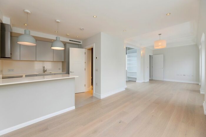 1 Bedroom Flat To Rent In Hugo House, Sloane Street, London, SW1X