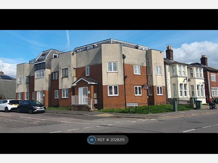 2 Bedroom Flat To Rent In Waterloo Road, Southampton, SO15