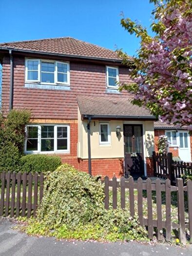 3 Bedroom Detached House To Rent In Parish Close, Ash, GU12