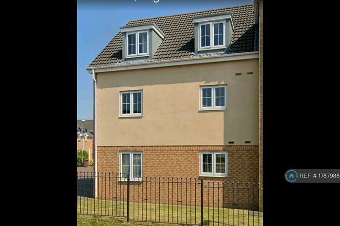 1 Bedroom Penthouse To Rent In New Forest Drive, Middleton, Leeds, LS10