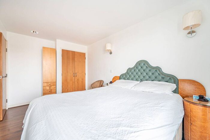 2 Bedroom Flat For Sale In Empire Way, Wembley Park, Wembley, HA9