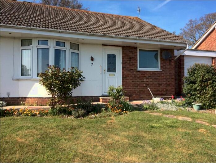 2 Bedroom Semi-Detached Bungalow To Rent In Magpie Road, Eastbourne BN23