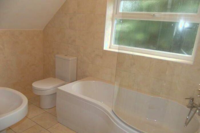 3 Bedroom Semi-Detached House To Rent In Endersleigh Gardens, London, NW4