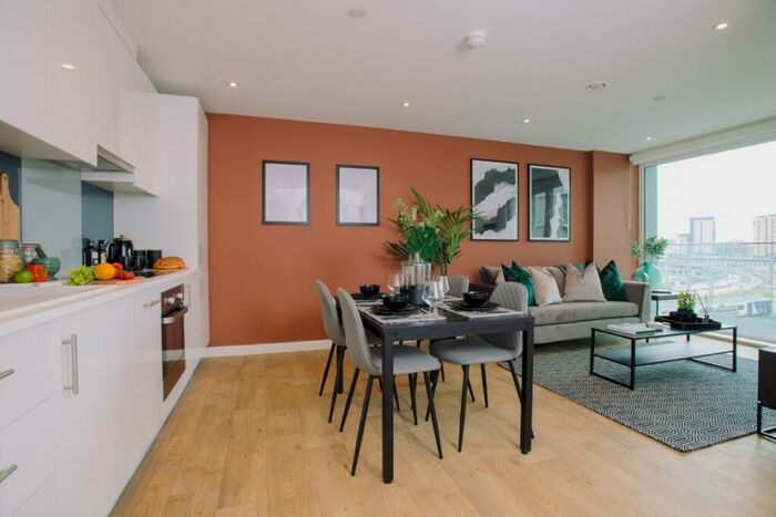 2 Bedroom Apartment To Rent In The Filaments Salford, M3