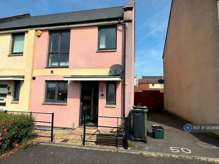 3 Bedroom Semi-Detached House To Rent In Whitsun Leaze, Bristol, BS34