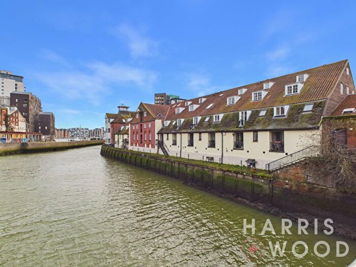 1 Bedroom Flat For Sale In Stokebridge Maltings, Dock Street, Ipswich, Suffolk, IP2