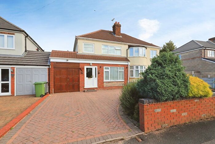 3 Bedroom Semi Detached House For Sale In Sandon Road, Fordhouses, Wolverhampton, WV10
