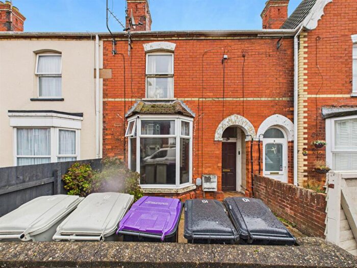 4 Bedroom Terraced House For Sale In Waterloo Road, Mablethorpe, LN12