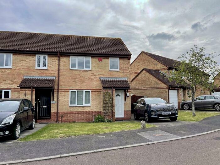 3 Bedroom Terraced House To Rent In Pye Croft, Bristol, BS32