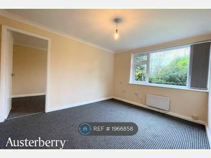 1 Bedroom Flat To Rent In Tollgate Court, Stoke-On-Trent, ST3