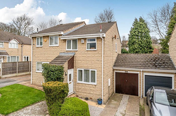 2 Bedroom Semi-Detached House For Sale In Edge Close, Sheffield, South Yorkshire, Uk, S6