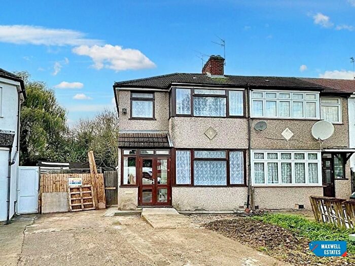 3 Bedroom Semi-Detached House To Rent In Turner Road, Edgware, HA8