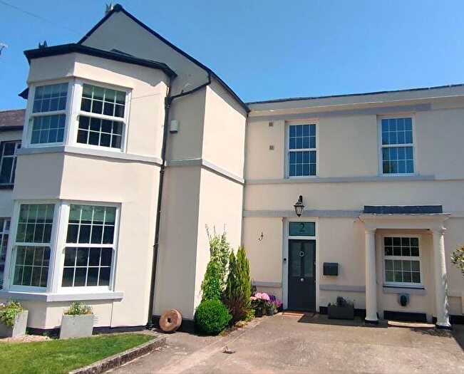 4 Bedroom Terraced House To Rent In Vicarage Fields, Ruabon, Wrexham, LL14