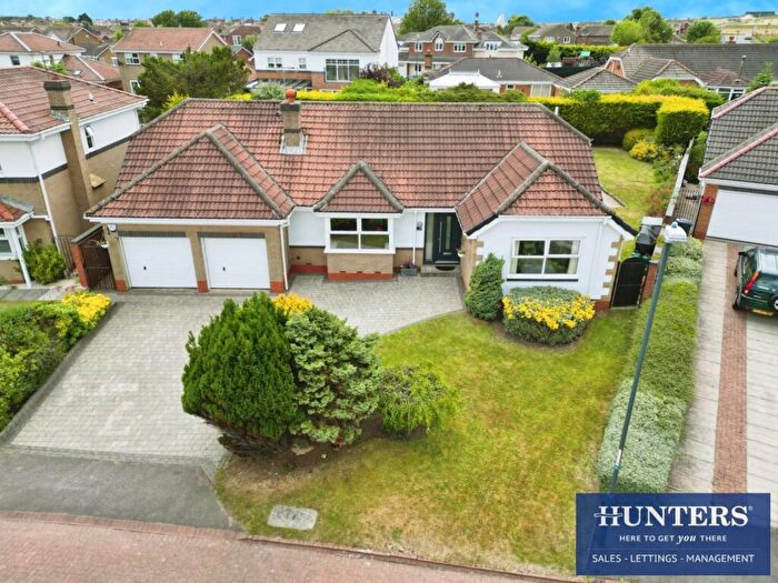 3 Bedroom Detached Bungalow For Sale In Shearwater, Whitburn, Sunderland, SR6