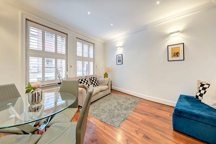 2 Bedroom Flat To Rent In Kensington High Street, London, W8