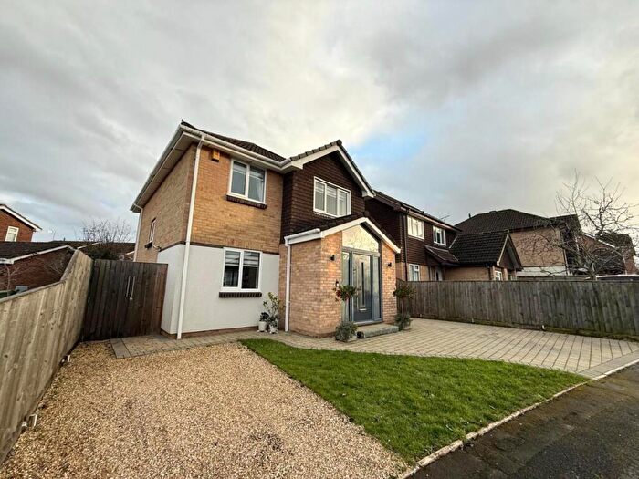 4 Bedroom Detached House For Sale In Kingston Avenue, Saltford, Bristol, BS31