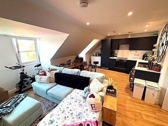 1 Bedroom Apartment To Rent In North Street Arcade, Havant, PO9